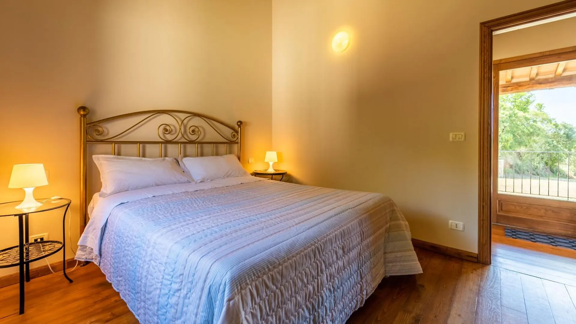 Villino La Tenuta Where The Sea Meets The Land - Goelba Porto Azzurro